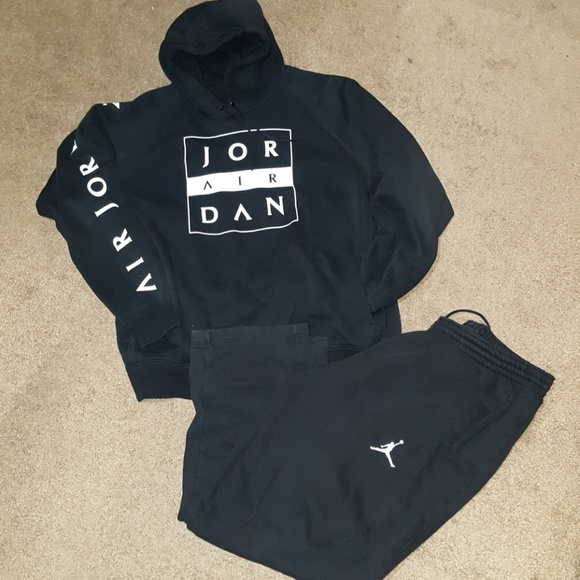 all black jordan sweatsuit